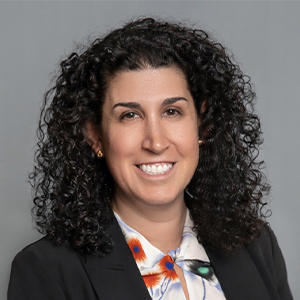 Lenore Karafa Headshot