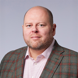 Gabe Nachand Headshot