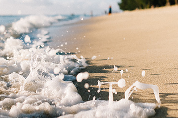 tide rolling in